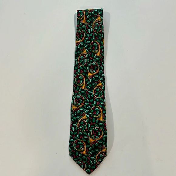 Vintage silk Christmas/ holiday tie - French horns and holly, “Addiction” - Picture 1 of 4